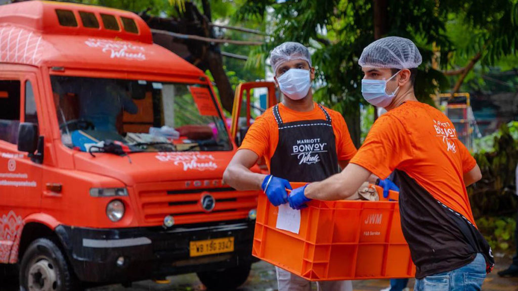 Marriott Food Trucks - Marriott Bonvoy On Wheels Delivers Over 15000 Free Vegetarian Meals To India’s Frontline Workers